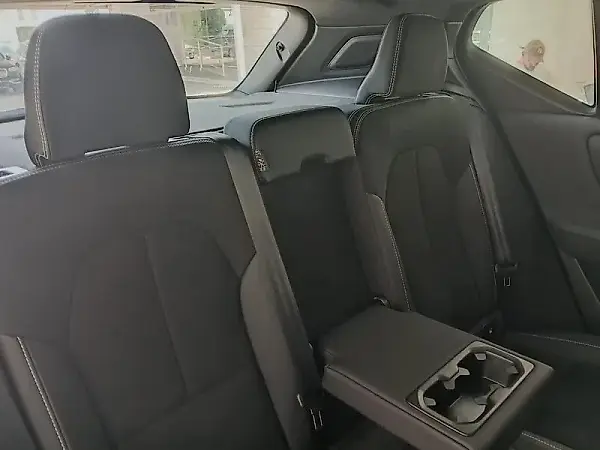 Volvo XC40 Recharge - Imagem 16