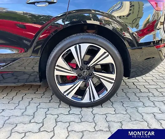 Audi Q8 E-tron - Imagem 14