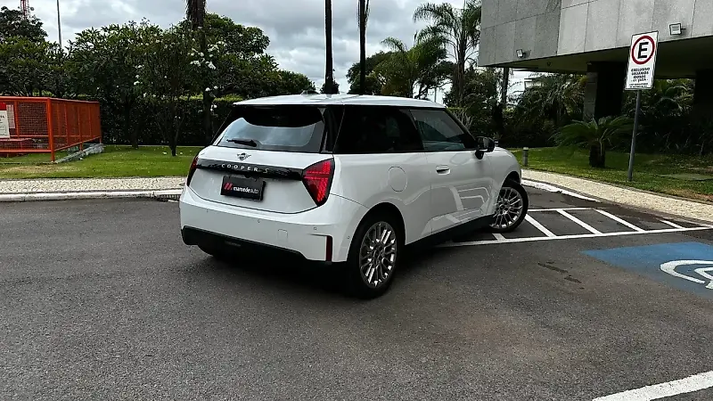 Mini Cooper SE - Imagem 7