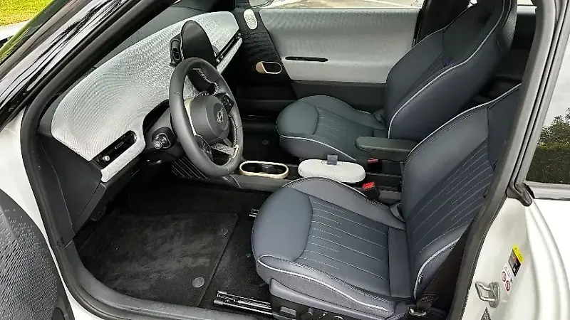 Mini Cooper SE - Imagem 18
