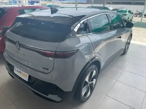 Renault Megane E-tech Electric - Imagem 6