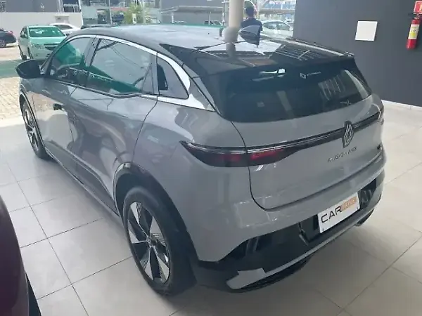 Renault Megane E-tech Electric - Imagem 5