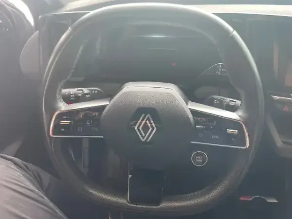 Renault Megane E-tech Electric - Imagem 10