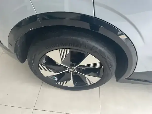 Renault Megane E-tech Electric - Imagem 13