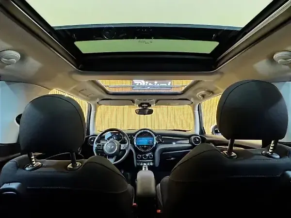 Mini Cooper SE - Imagem 10