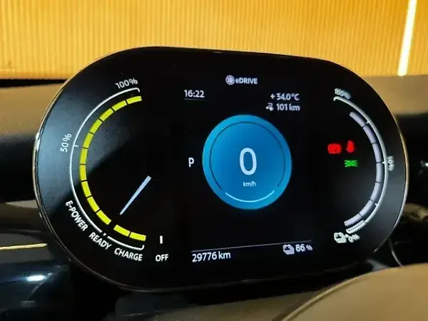 Mini Cooper SE - Imagem 14