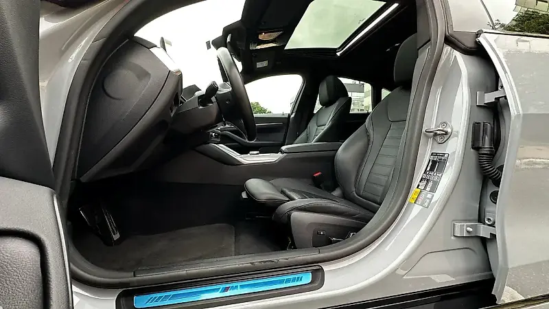 BMW I4 Edrive35 - Imagem 12