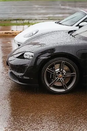 Porsche Taycan - Imagem 10