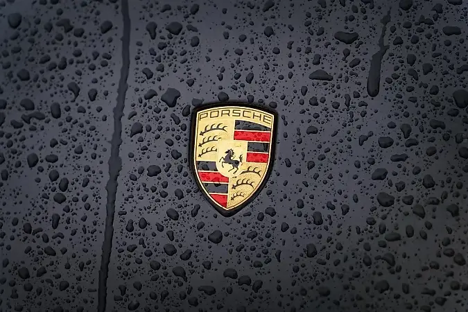 Porsche Taycan - Imagem 12