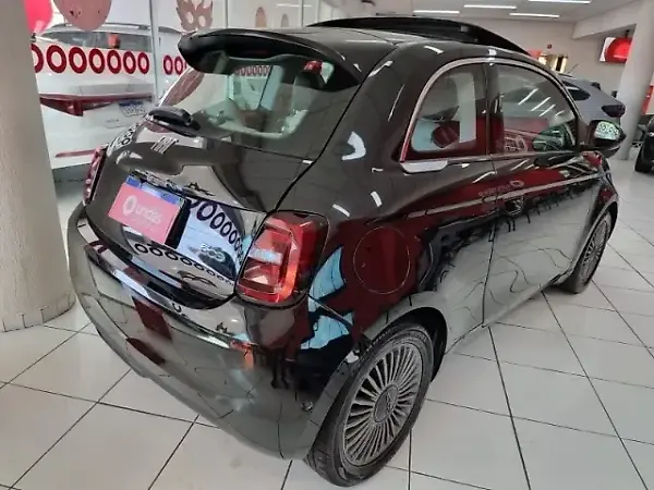 Fiat 500e - Imagem 5
