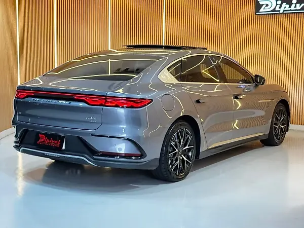 BYD Han - Imagem 6