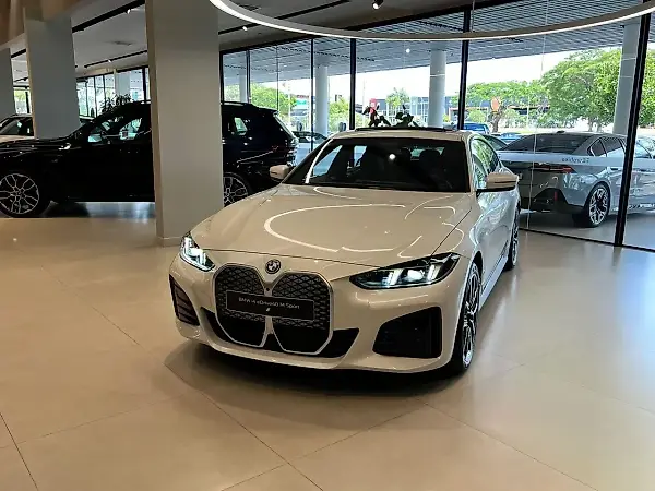 BMW I4 Edrive35 - Imagem 2