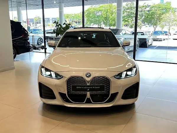 BMW I4 Edrive35 - Imagem 3