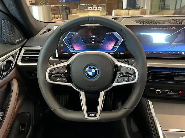 BMW I4 Edrive35 - Imagem 7