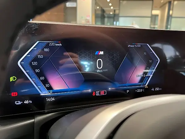 BMW I4 Edrive35 - Imagem 16
