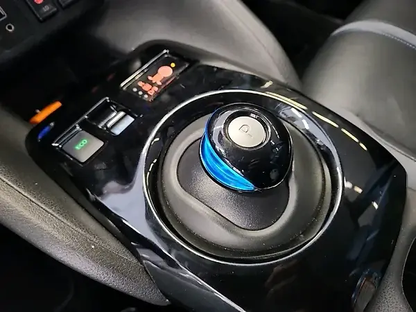 Nissan Leaf - Imagem 8