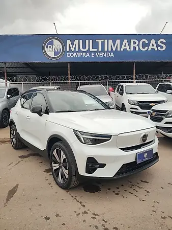 Volvo XC40 Recharge - Imagem 1