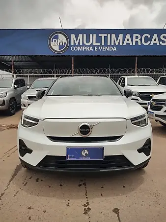 Volvo XC40 Recharge - Imagem 2