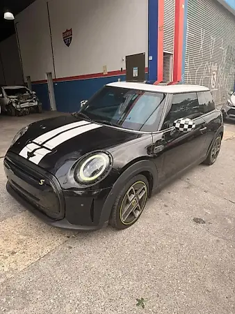 Mini Cooper SE - Imagem 2