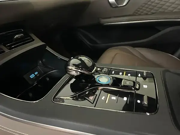 BYD Han - Imagem 10