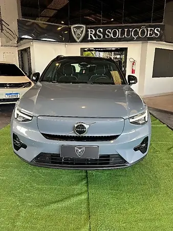 Volvo XC40 Recharge - Imagem 2