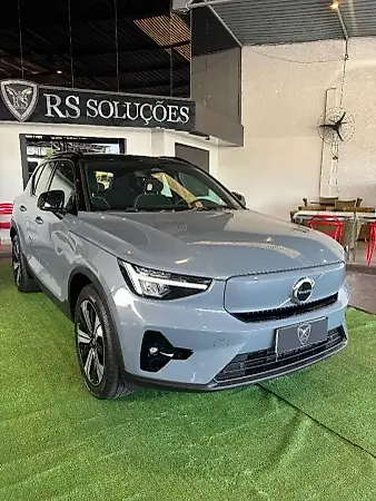 Volvo XC40 Recharge - Imagem 3
