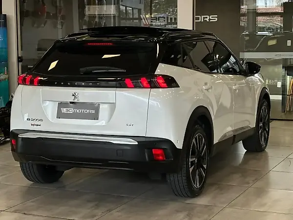 Peugeot E-2008 - Imagem 20