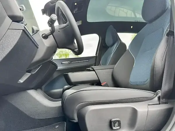 Volvo EX30 - Imagem 12