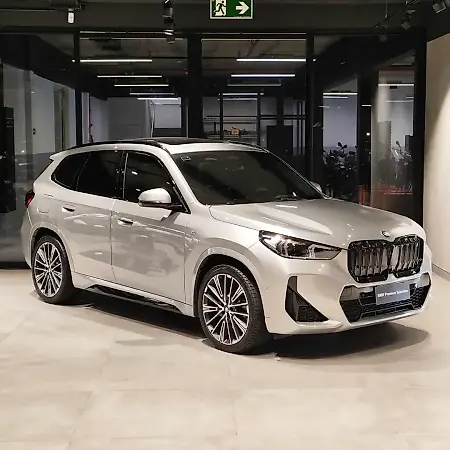 BMW IX1 - Imagem 1