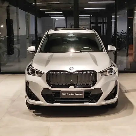BMW IX1 - Imagem 3