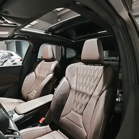 BMW IX1 - Imagem 12