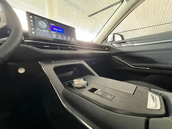 GWM Haval H6 Plug-in Hybrid - Imagem 10