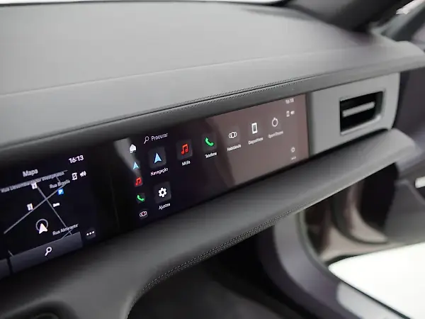 Porsche Taycan - Imagem 12