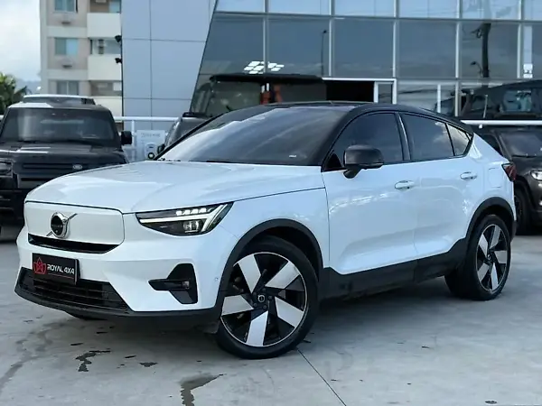 Volvo C40 Recharge - Imagem 1