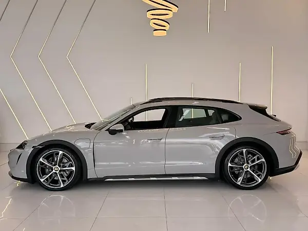 Porsche Taycan - Imagem 3