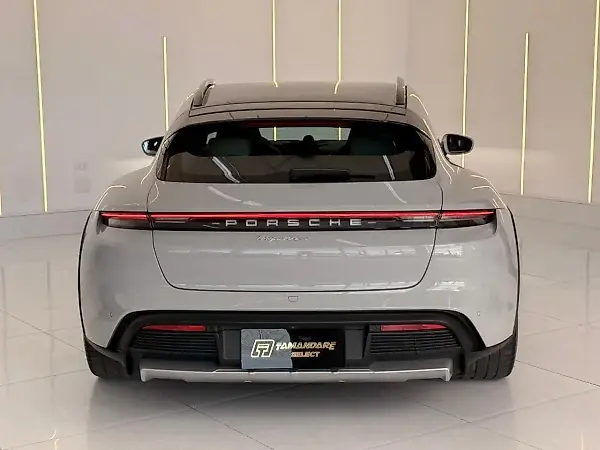 Porsche Taycan - Imagem 16