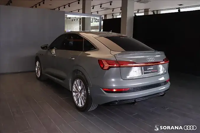 Audi E-tron Sportback - Imagem 6
