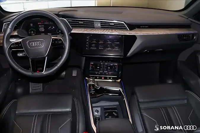 Audi E-tron Sportback - Imagem 12