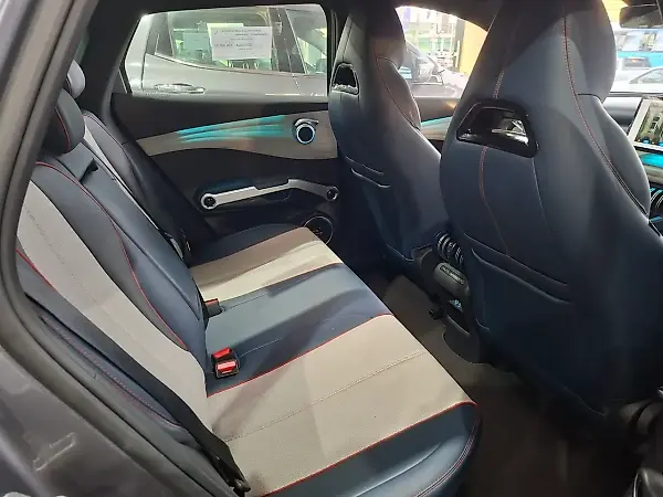 BYD Yuan Plus - Imagem 11