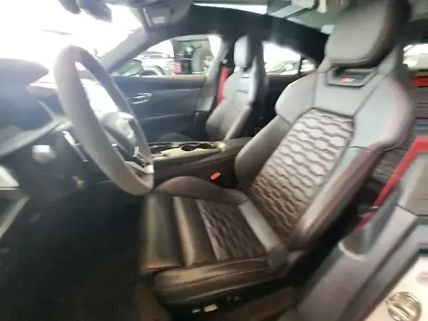Audi Rs E-tron  GT - Imagem 3