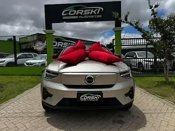 Volvo XC40 Recharge - Imagem 2