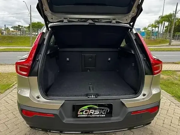 Volvo XC40 Recharge - Imagem 18