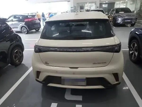 BYD Dolphin - Imagem 2