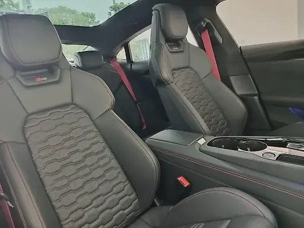 Audi Rs E-tron  GT - Imagem 16