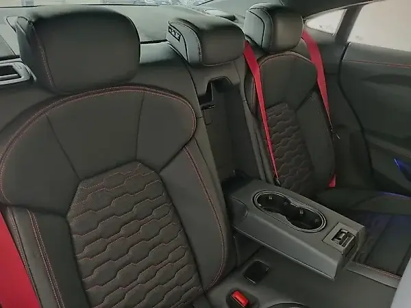 Audi Rs E-tron  GT - Imagem 17