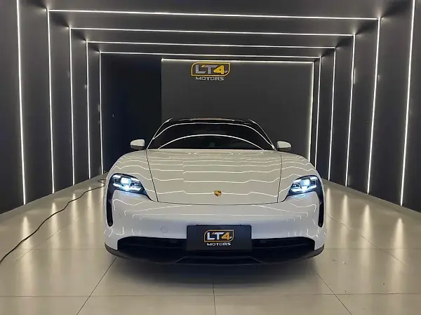 Porsche Taycan - Imagem 3