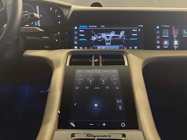 Porsche Taycan - Imagem 18