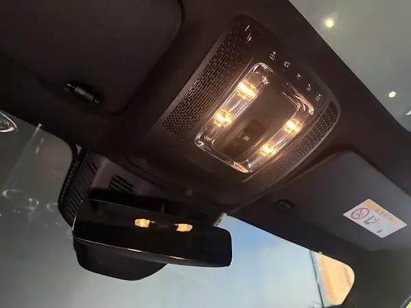 Mercedes Eqb 250 - Imagem 18