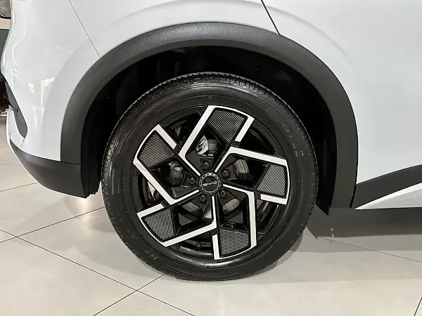 BYD Yuan Plus - Imagem 18