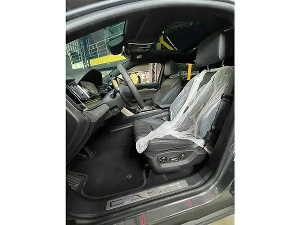 BYD Tan - Imagem 15